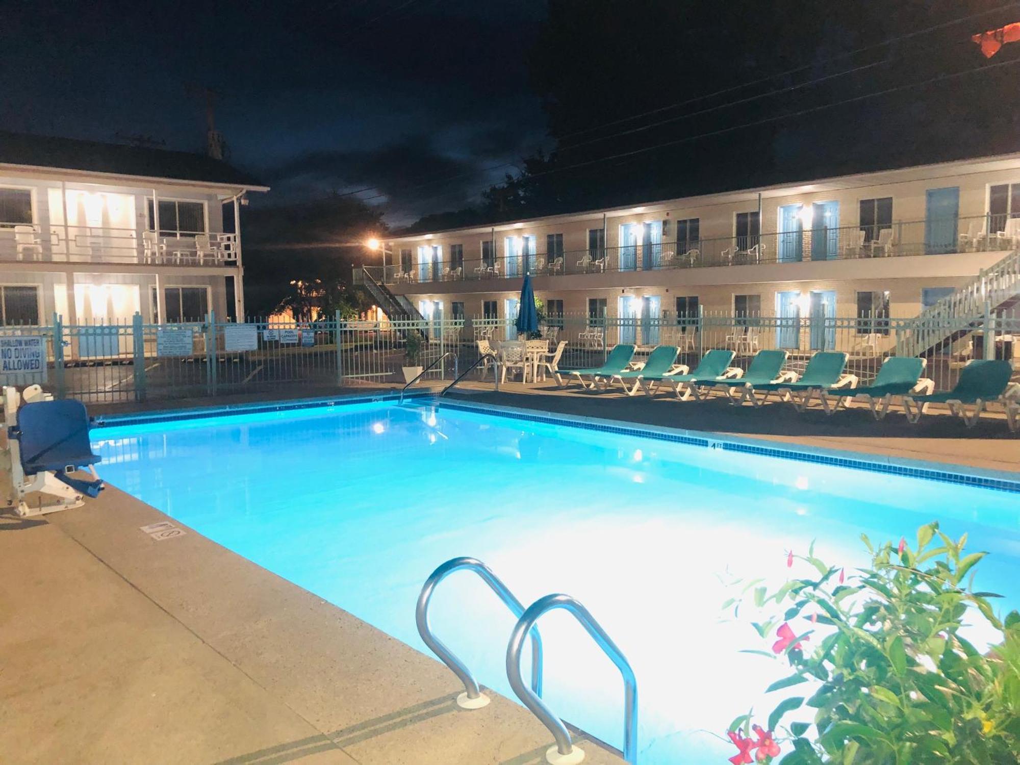 Starlite Motel Wisconsin Dells Kültér fotó