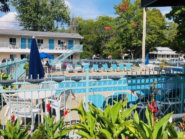 Starlite Motel Wisconsin Dells Kültér fotó
