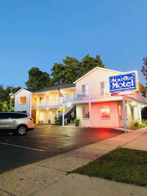 Starlite Motel Wisconsin Dells Kültér fotó